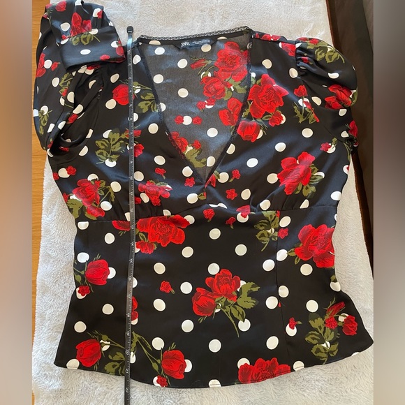 Zara Rose Blouse - Picture 4 of 9